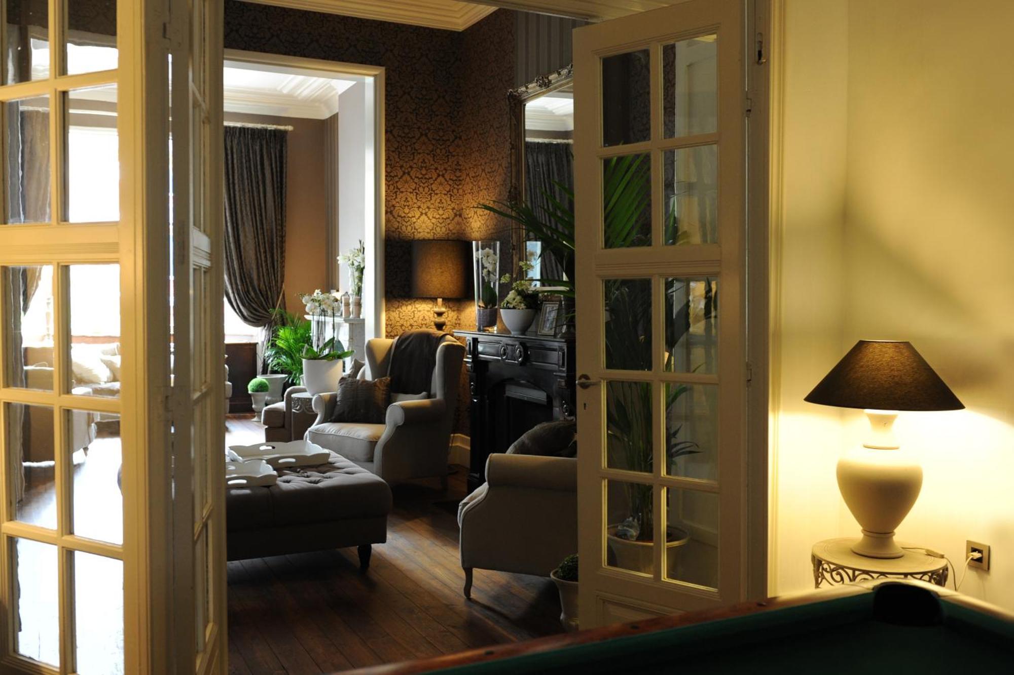 Charmehotel Villa Saporis Hasselt Exteriör bild