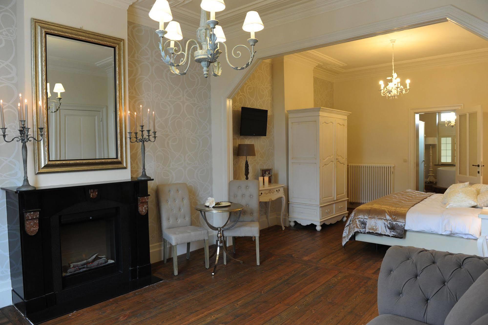 Charmehotel Villa Saporis Hasselt Exteriör bild
